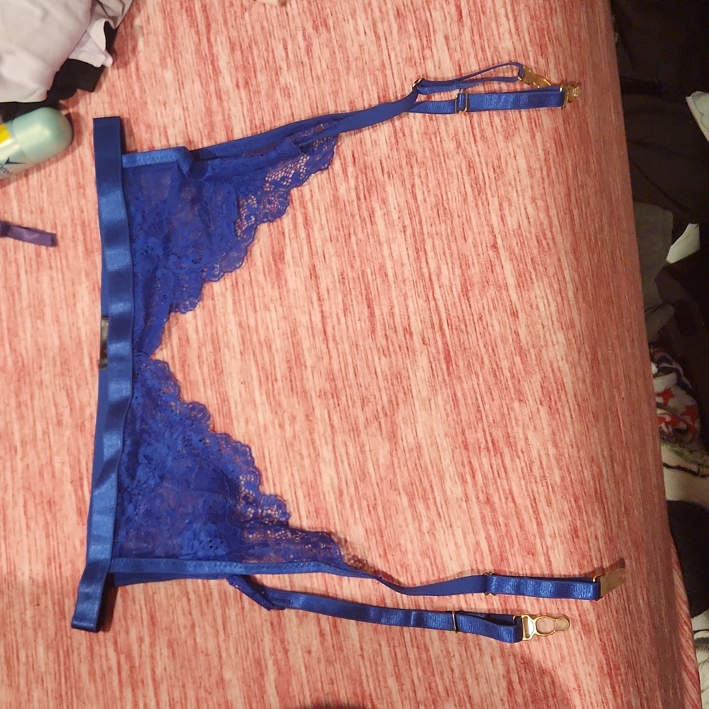 NWOT Garter Suspender